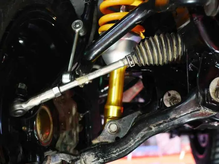 How Many Shock Absorbers Does a Semi-Truck Have?