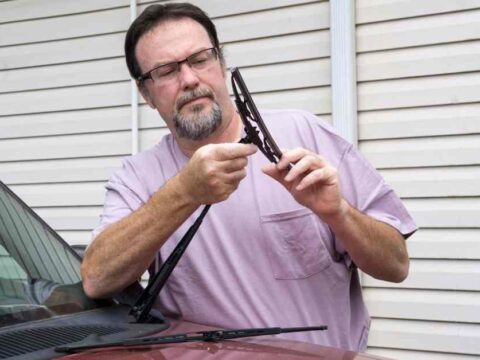 How To Change Wiper Blades On Kia Sportage? (Explained)