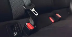 How to Release Middle Seat Belt In Kia Sportage?