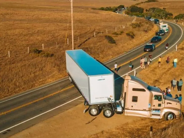 What Causes a Semi-Truck to Jackknife?