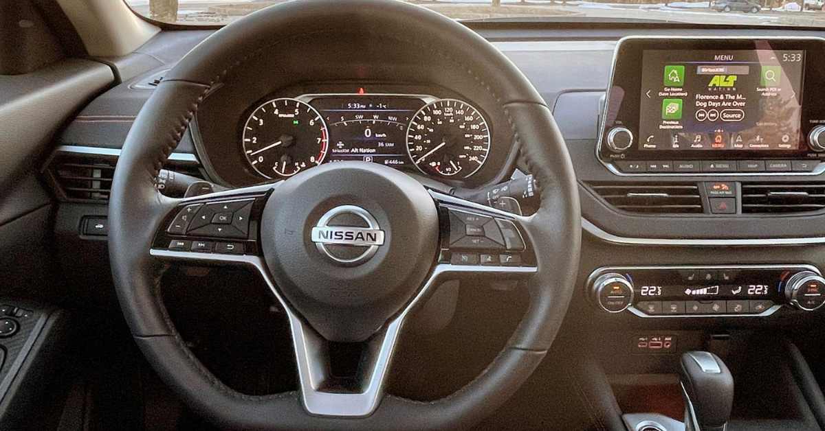 Does Nissan Altima Have Heated Steering Wheel?