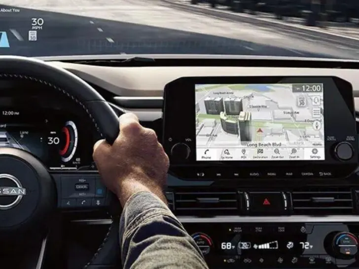 Does Nissan Altima Have Heads Up Display?