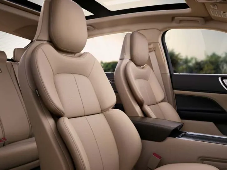 Does Nissan Altima Have Zero Gravity Seats?