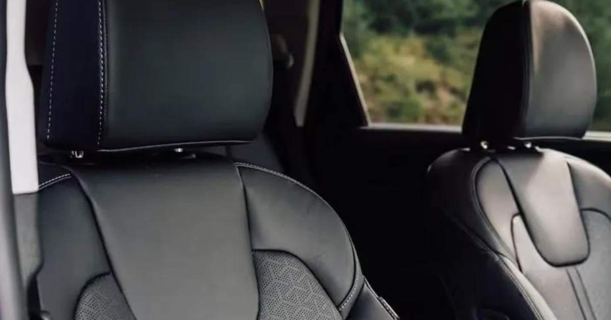 How Do You Adjust The Headrest on a Kia Sorento?