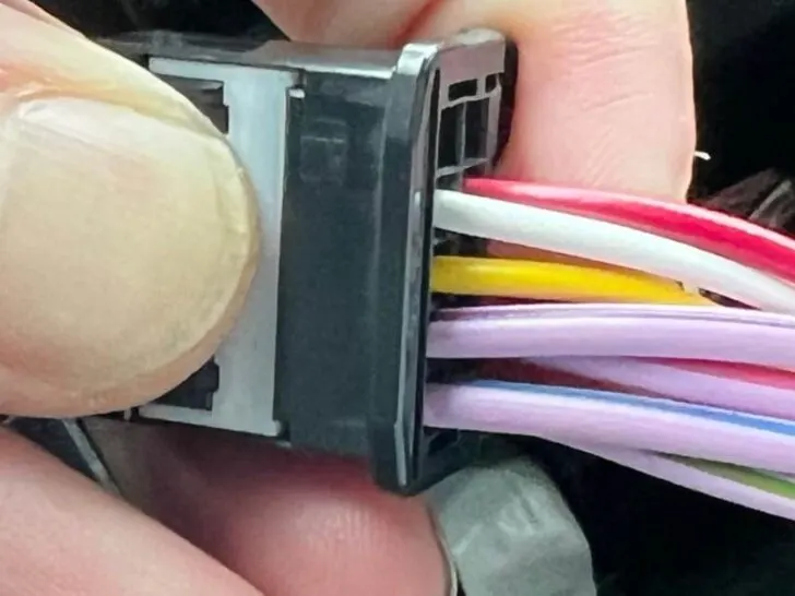 Toyota RAV4 Speaker Wire Colors Code